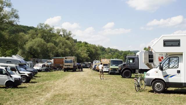 Camp Arena Wiese ganz ginten