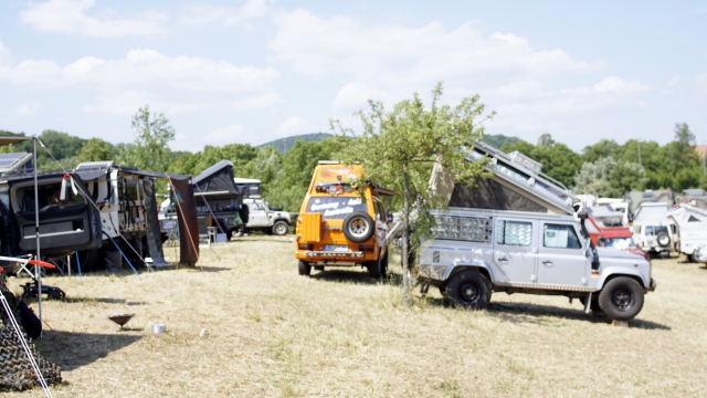 Camp Arena Wiese von