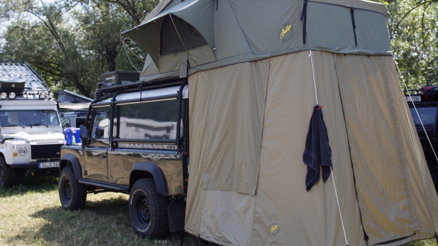 ein Landy wie 1000 andere, stellvertretend