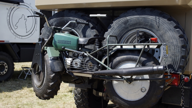 Rokinon 2WD Motorrad