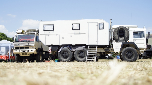 MAN KAT1 und Steyr 12M18